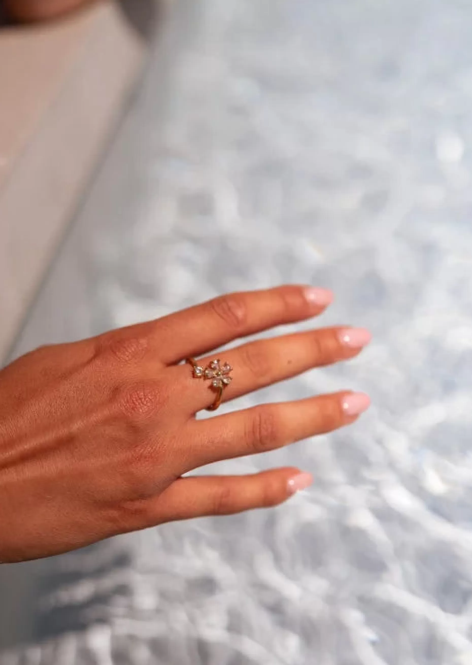 Online Bague Rilla dorée | Bague effet diamants | Prêt-à-porter en ligne |  Easy Clothes Bagues