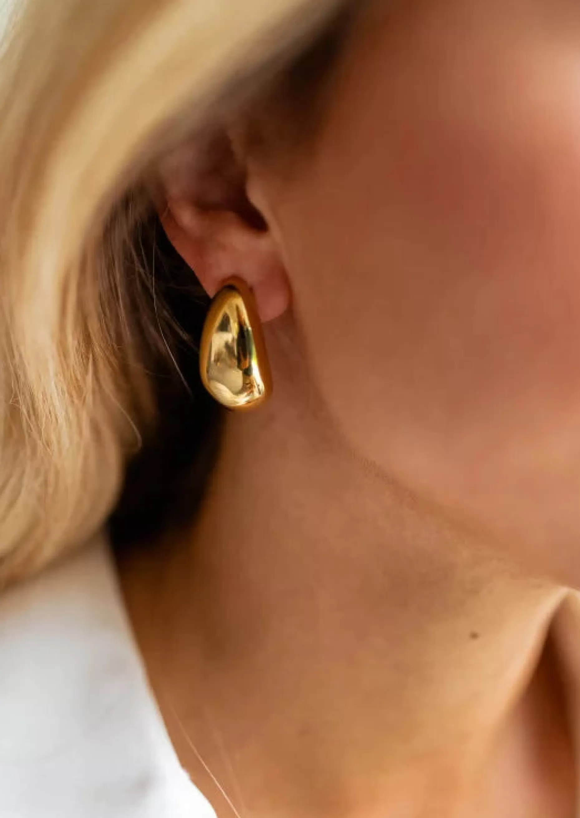 Hot Boucles d’oreilles Guso dorées | Boucles d'oreilles tendancesEasy Clothes Boucles d'oreilles