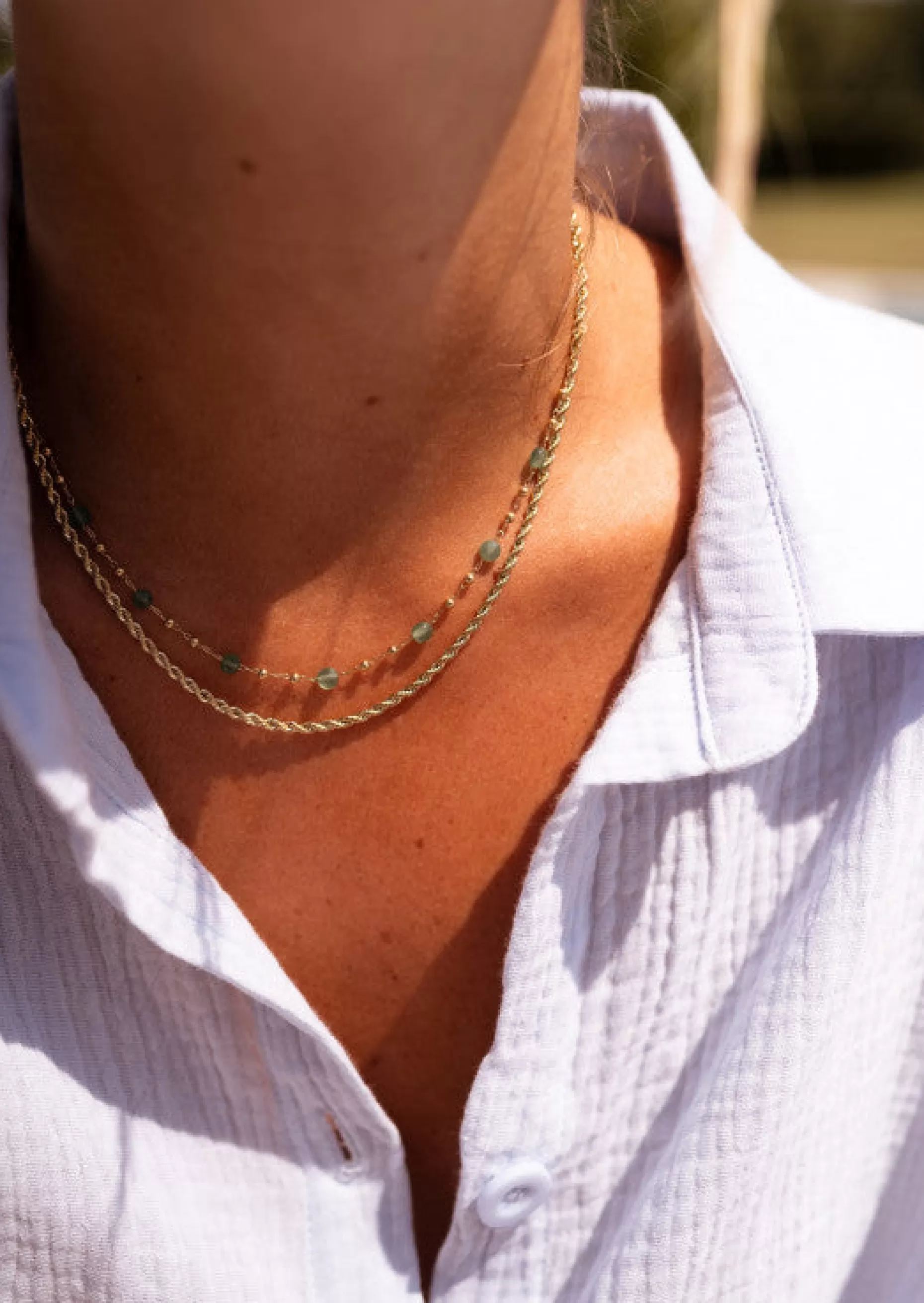 Shop Collier Pruda doré et vert | Collier double-rangs | Prêt-à-porter en ligne | Easy Clothes Colliers