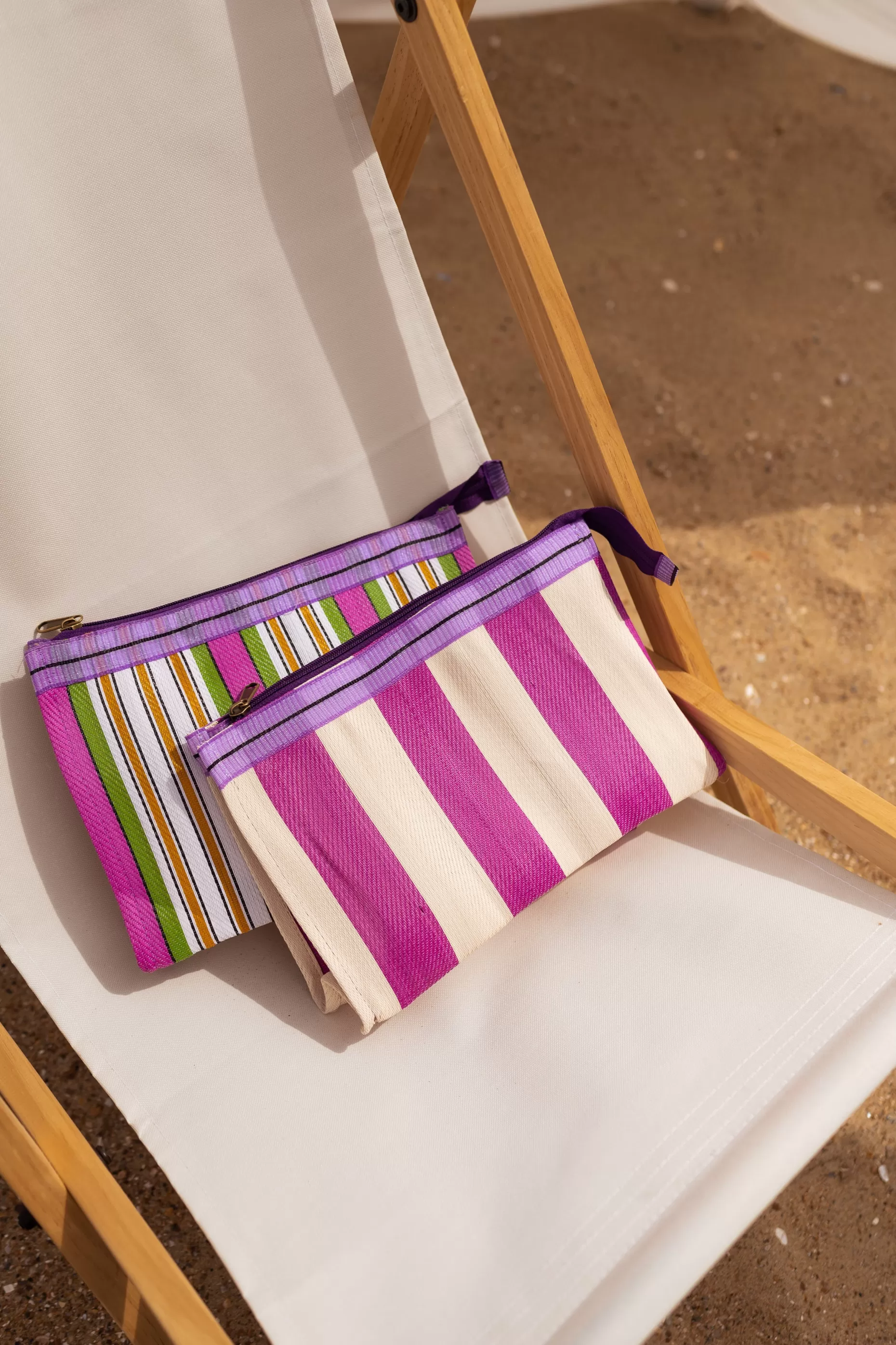 Clearance Pochette Taylor à lignes verte | Pochette lignée | Prêt-à-porter en ligne  |  Easy Clothes Sacs & Pochettes